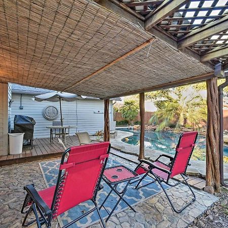 Peaceful San Antonio Oasis With Private Pool And Grill Villa Bagian luar foto