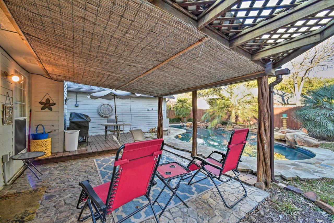 Peaceful San Antonio Oasis With Private Pool And Grill Villa Bagian luar foto
