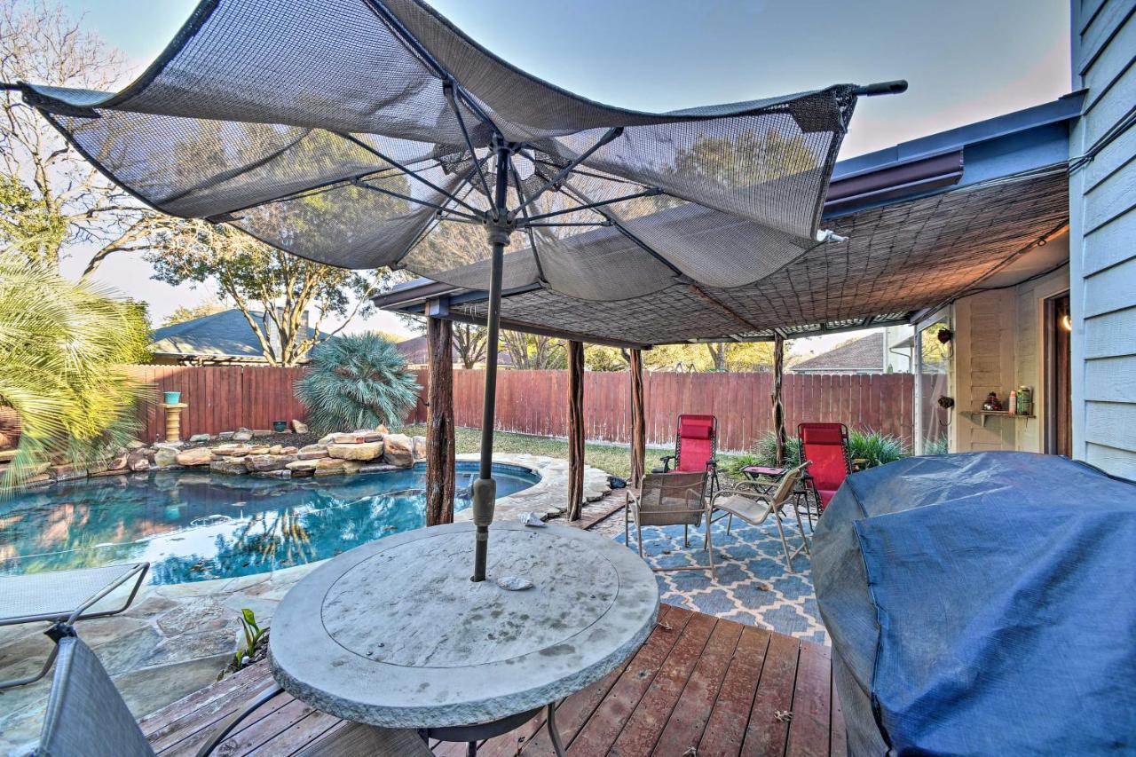 Peaceful San Antonio Oasis With Private Pool And Grill Villa Bagian luar foto
